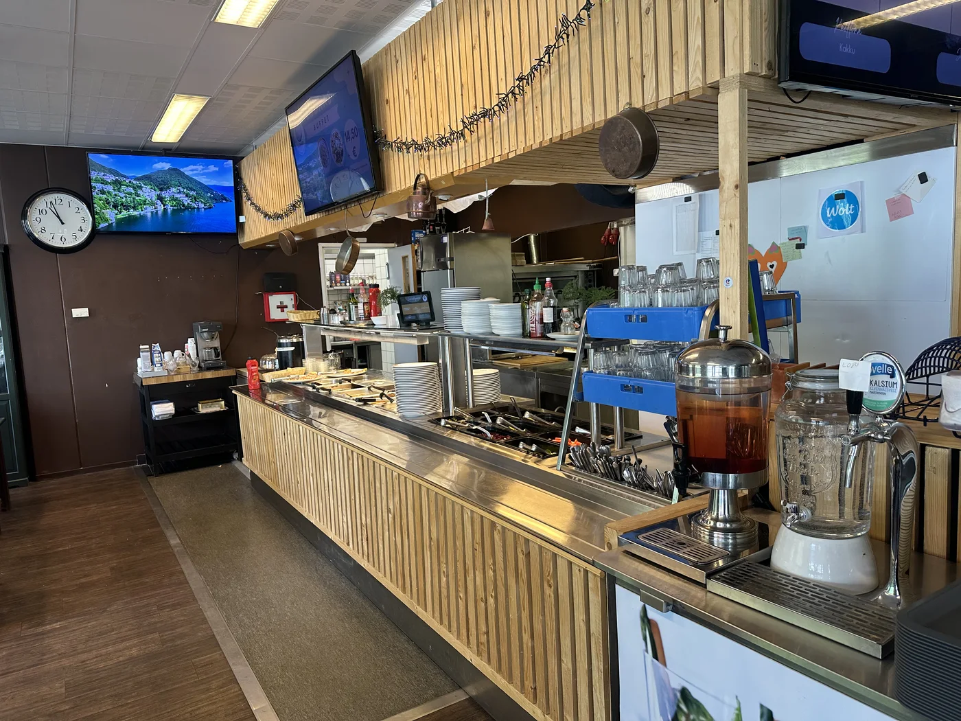 Lunarin ravintolan buffetlinjasto